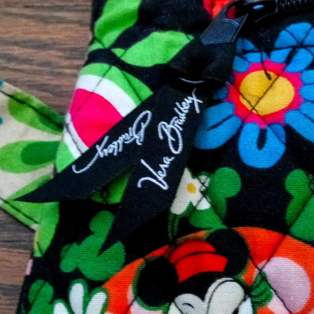 Vera Bradley Paisley DISNEY Micky & Minnie Mouse Large Crossbody Handbag EUC_4
